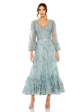 Mac Duggal 20512 Green V-Neck Embroidered A-line Tea Length Dress Size 8 NWOT